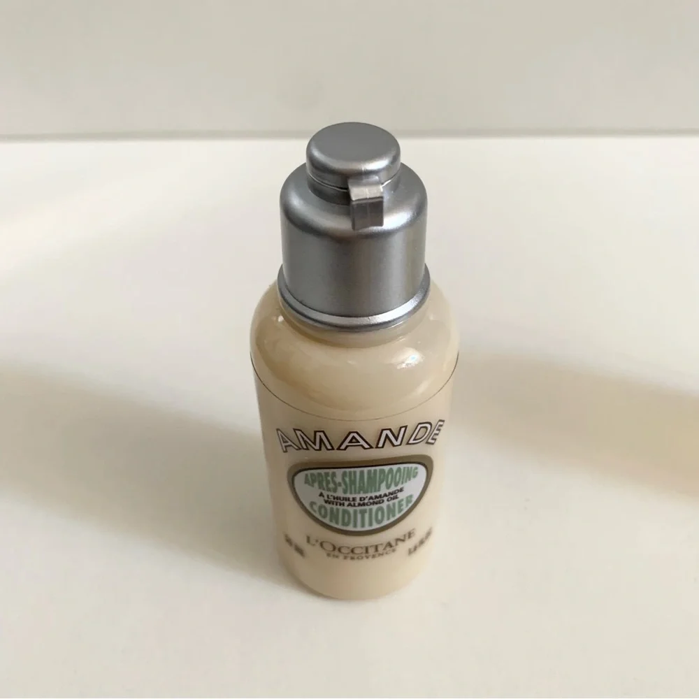 NWOT L’Occitane en Provence vanity set shampoo conditioner
